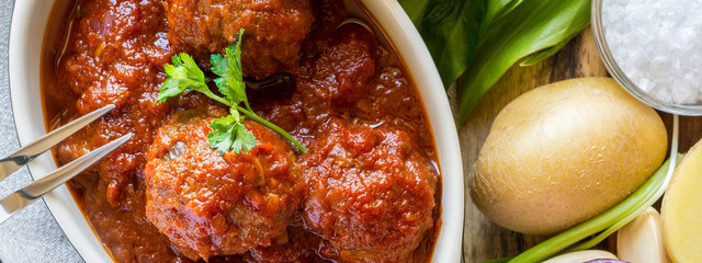 Meatballs with Sweet and Sour Tomato Sauce