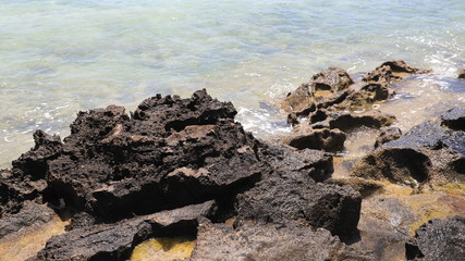 sable blond et basalte noir