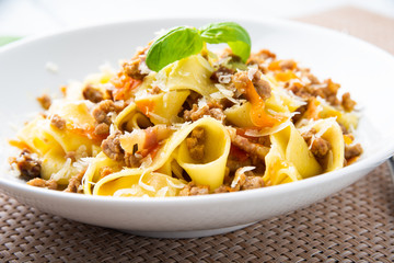 Pappardelle al ragu bianco, cucina italiana