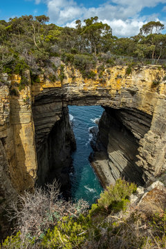 Tasman Arch. Natural wonder. Tasmania. Australia