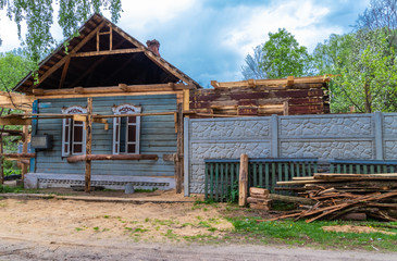 Fototapeta na wymiar Reconstruction of the old house