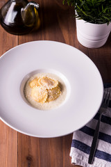 Raviolis con Crema de Puerro