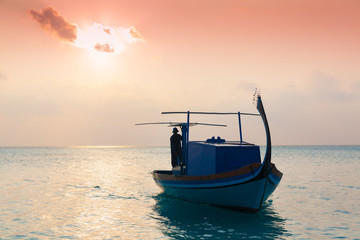 Fototapeta premium Maldives, tropical sea background sunset