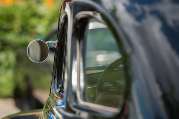 Naklejka premium Autospiegel, Oldtimer