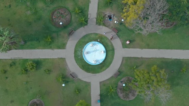 Simetrical park in peru