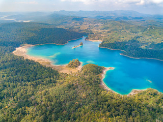 Fototapeta premium Aerial view of the amazing Montebello turquoise lakes in Chiapas, Mexico