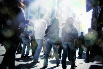 people walking in rush hour