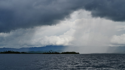 Fototapeta na wymiar Raining over the mainland, Panama