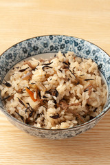 ひじきご飯