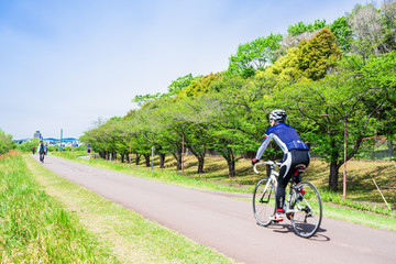 サイクリングイメージ　多摩川サイクリングロード	