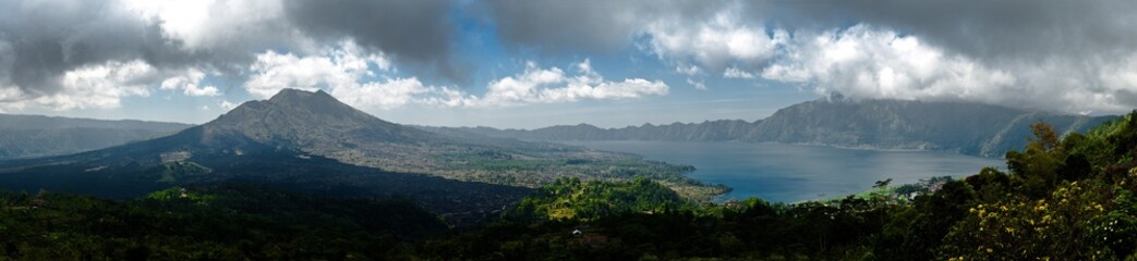 Fototapeta na wymiar Gurung batur volcano, Bali, Indonesia