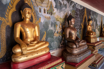 Buddhas im Wat Doi Suthep Tempel Chiang Mai