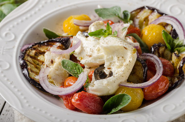 Grilled eggplant with tomatoes