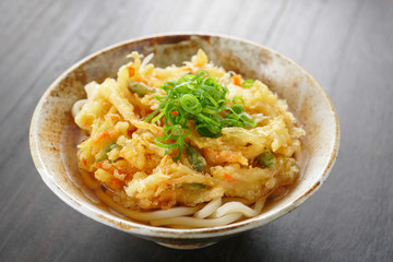かき揚げうどん