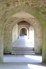 Fototapeta na wymiar Dans les couloirs de l'Abbaye de Maredsous