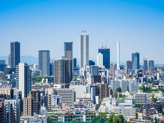 Fototapeta na wymiar 東京　池袋の高層ビル
