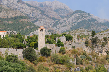 Fototapeta na wymiar view of old town of Bar, Montenegro