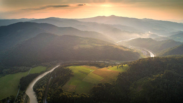 Beskid Sądecki z Lotu Ptaka