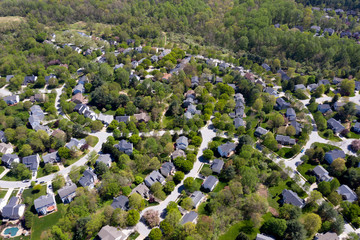 upper middle class american neighborhood with curving street in Maryland