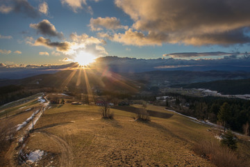 Beskid Wyspowy - Góry Karpaty © BARONPHOTOGRAPHY.EU