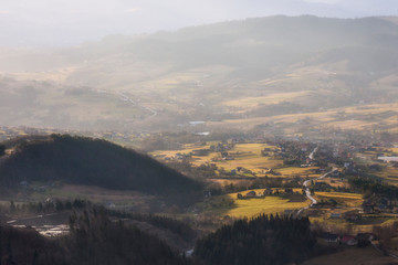 Fototapeta na wymiar Beskid Wyspowy - Góry Karpaty