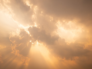 Fototapeta premium Sunset / sunrise with clouds
