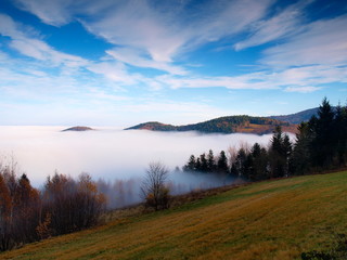 Fototapeta premium Beskid Wyspowy - Góry Karapty