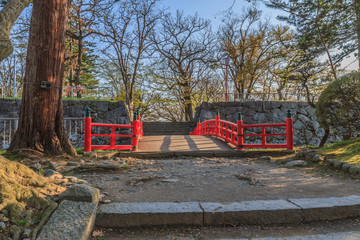 Fototapeta na wymiar 春の盛岡城の渡雲橋の風景