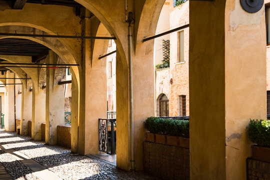 gallery, portici Via Brunelli, Treviso, Italy