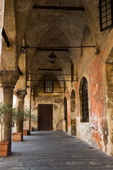 Fototapeta na wymiar gallery, portici, in Treviso, Italy