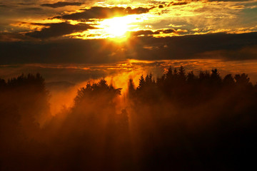 Beskid Wyspowy - Góry Karpaty © BARONPHOTOGRAPHY.EU