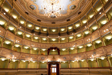 Obraz premium Teatro Zandonai interno