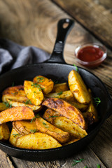 Baked Potatoes in a Pan