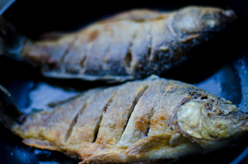  Fried whole fish