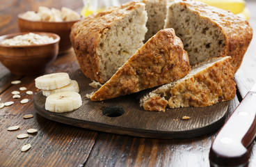 Banana cake with oatmeal