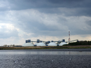 Fototapeta premium industrial building on the river bank