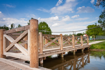 Drewniane molo na jeziorze  © Mariusz Stoszewski