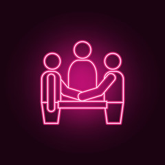 Debates in the presidential election neon icon. Elements of election set. Simple icon for websites, web design, mobile app, info graphics
