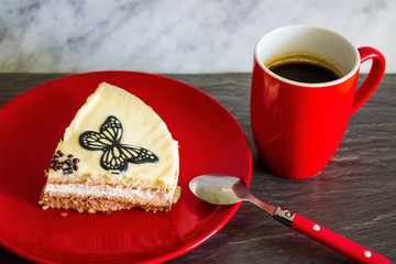 Coffee and white chocolate cake.