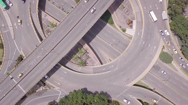 Tilting aerial 4k shot revealing Aguacatala glorieta from high