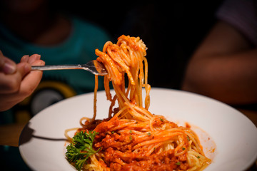 spaghetti with tomato sauce