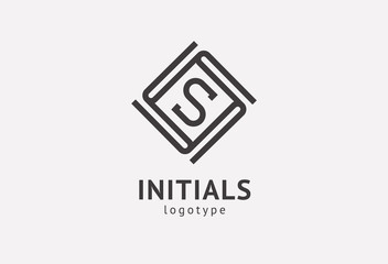 Monogram design elements, graceful template. Calligraphic elegant logo design. S logo. S line art monogram.
