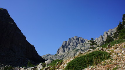 Fototapeta na wymiar Randonnée en corse