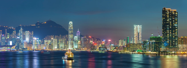 Fototapeta na wymiar Panorama of Hong Kong city at dusk