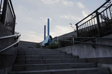 夕方の公園の階段