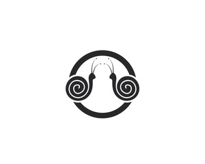 snail logo template vector icon illustration design 