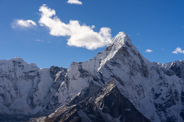 Ama Dablam mountain peak, most famous peak in Everest region, Himalayas range, Nepal