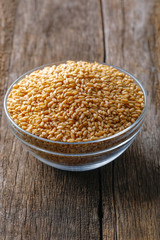 indian wheat grain ,  Wheat grain in bowl