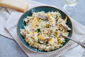 Risotto with smoked haddock, leeks and spinach