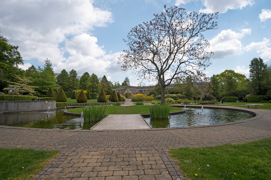 University of Nottingham landscaped gardens